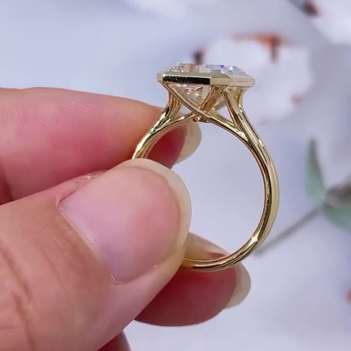 Radiant Bezel 4.00ct Lab Diamond Ring | IGI Certified | Trellis Cathedral Setting