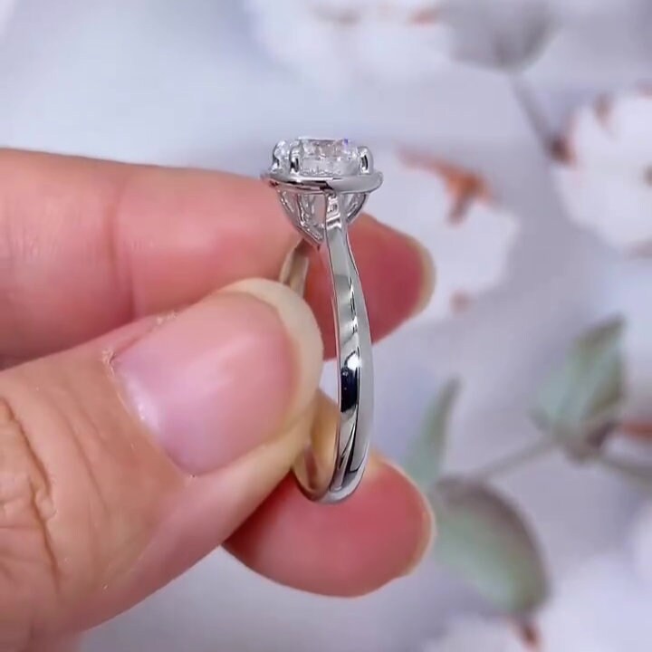 2.00ct Round Lab Grown Diamond Bezel Knife Edge Engagement Ring | IGI Certified | 10k–18k Gold