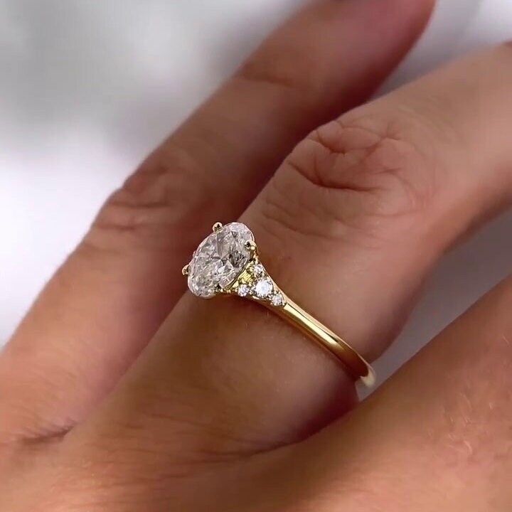 Oval 1.15tcw Lab Diamond Cathedral Side Stone Ring | IGI Certified | D-E-F | VVS–VS