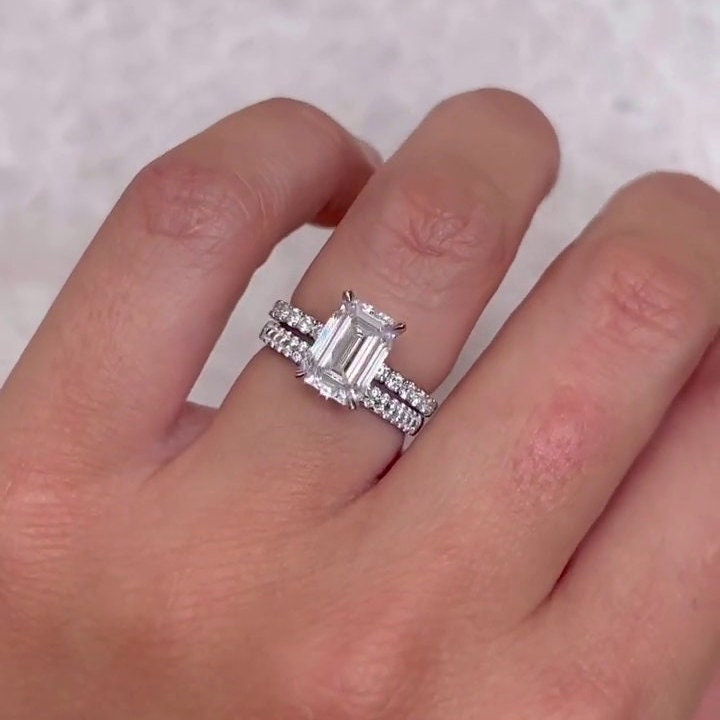 2.80tcw Emerald Lab Diamond Pavé Solitaire Ring | IGI Certified | White Gold