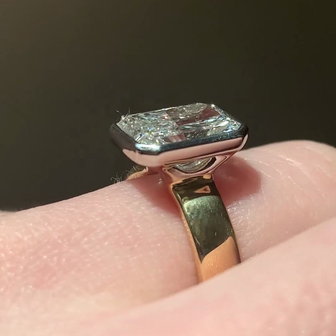 Bezel Set Radiant 3.00ct Lab Diamond Ring | Two-Tone Yellow & White Gold | IGI Certified