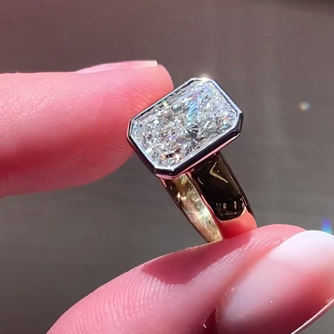 Bezel Set Radiant 3.00ct Lab Diamond Ring | Two-Tone Yellow & White Gold | IGI Certified