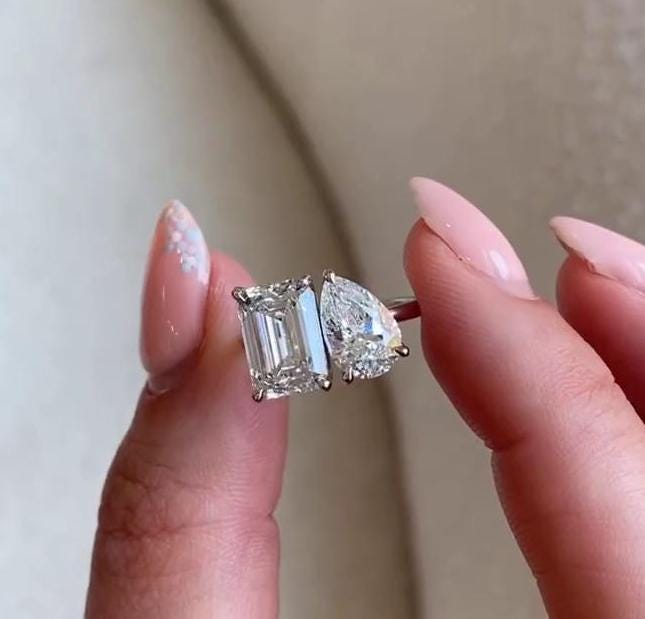 Emerald & Pear 5.00tcw Lab Grown Diamond Toi Et Moi Ring | IGI Certified | 14K 18K White Gold | DEF Color ,VVS  Clarity