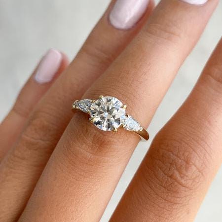 Elegant Round 2.50tcw Lab Diamond Ring | Pear Side Stones | Yellow Gold | IGI Certified