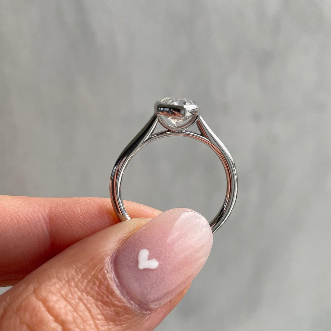 Elegant 2.00ct Oval Lab Diamond Cathedral Bezel Ring | D-E-F VVS–VS Clarity | IGI Certified