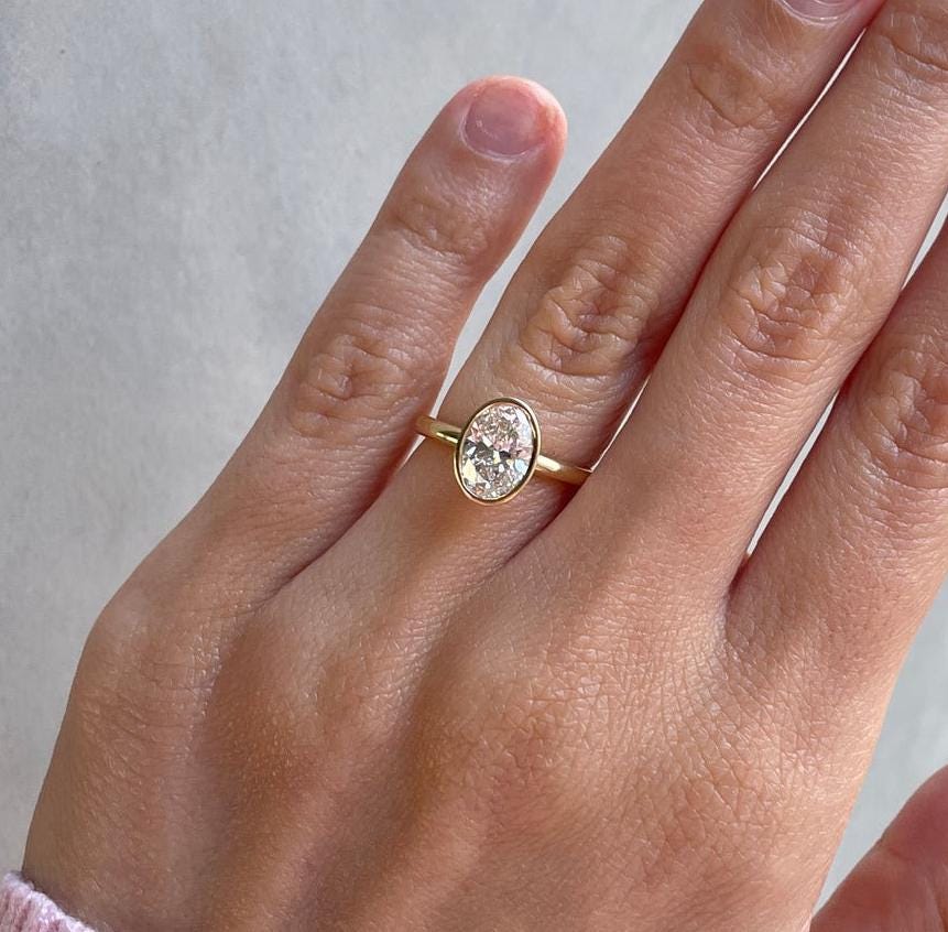 Oval 1.50ct Lab Grown Diamond Bezel Engagement Ring | IGI Certified | DEF VVS–VS | Custom Gold