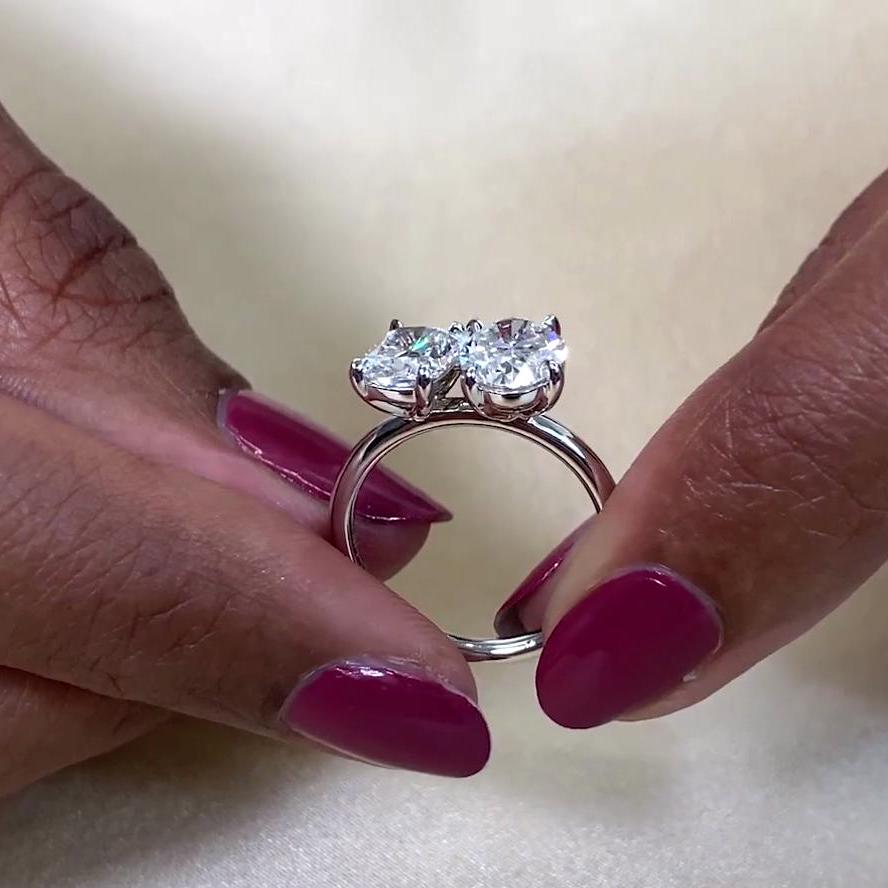 Toi et Moi 2.50ct Lab Grown Diamond Ring | Oval & Cushion Cut | Two-Tone Gold or Platinum | IGI Certified