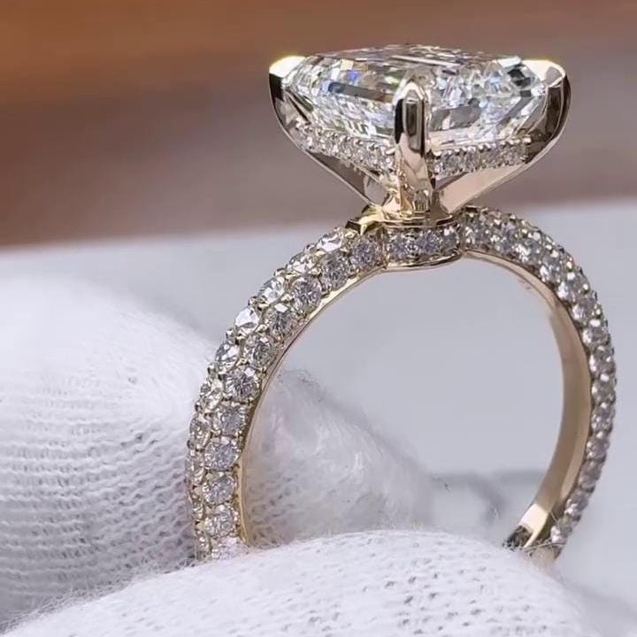 6.00tcw Emerald Lab Diamond Hidden Halo Pavé Ring | 5.00ct Center | IGI Certified