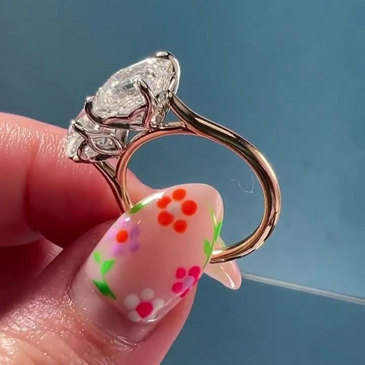 5.00tcw Pear & Asscher Lab Diamond Toi Et Moi Ring | IGI Certified | Yellow Gold | Two-Stone Style