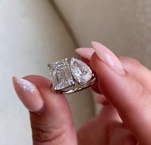 Emerald & Pear 5.00tcw Lab Grown Diamond Toi Et Moi Ring | IGI Certified | 14K 18K White Gold | DEF Color ,VVS  Clarity