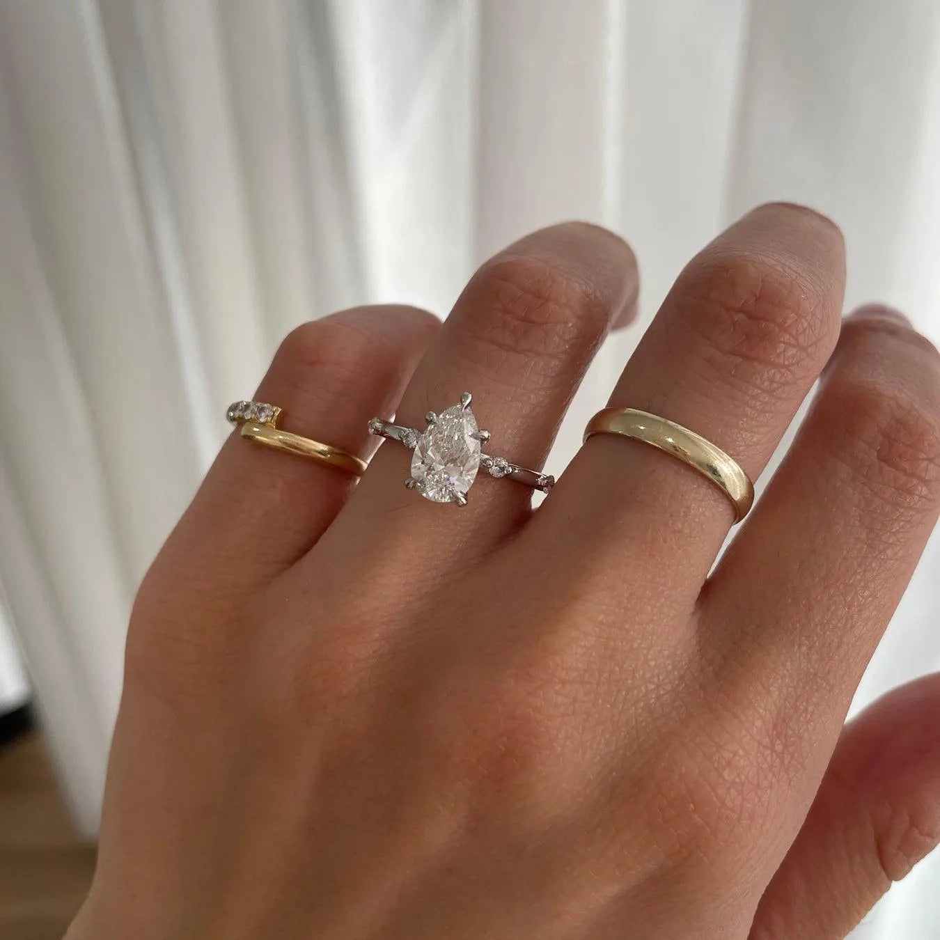 2.80tcw Pear Lab Grown Diamond Side Stone Engagement Ring | 2.50ct Center | IGI Certified