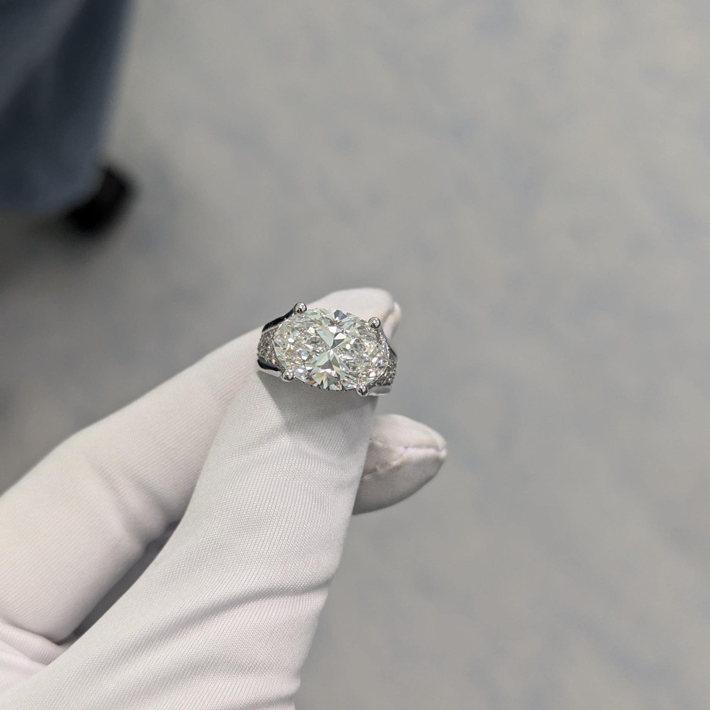 Oval 8.60tcw Lab Grown Diamond East-West Tension Hidden Halo Ring | IGI Certified | EF Color | VS Clarity