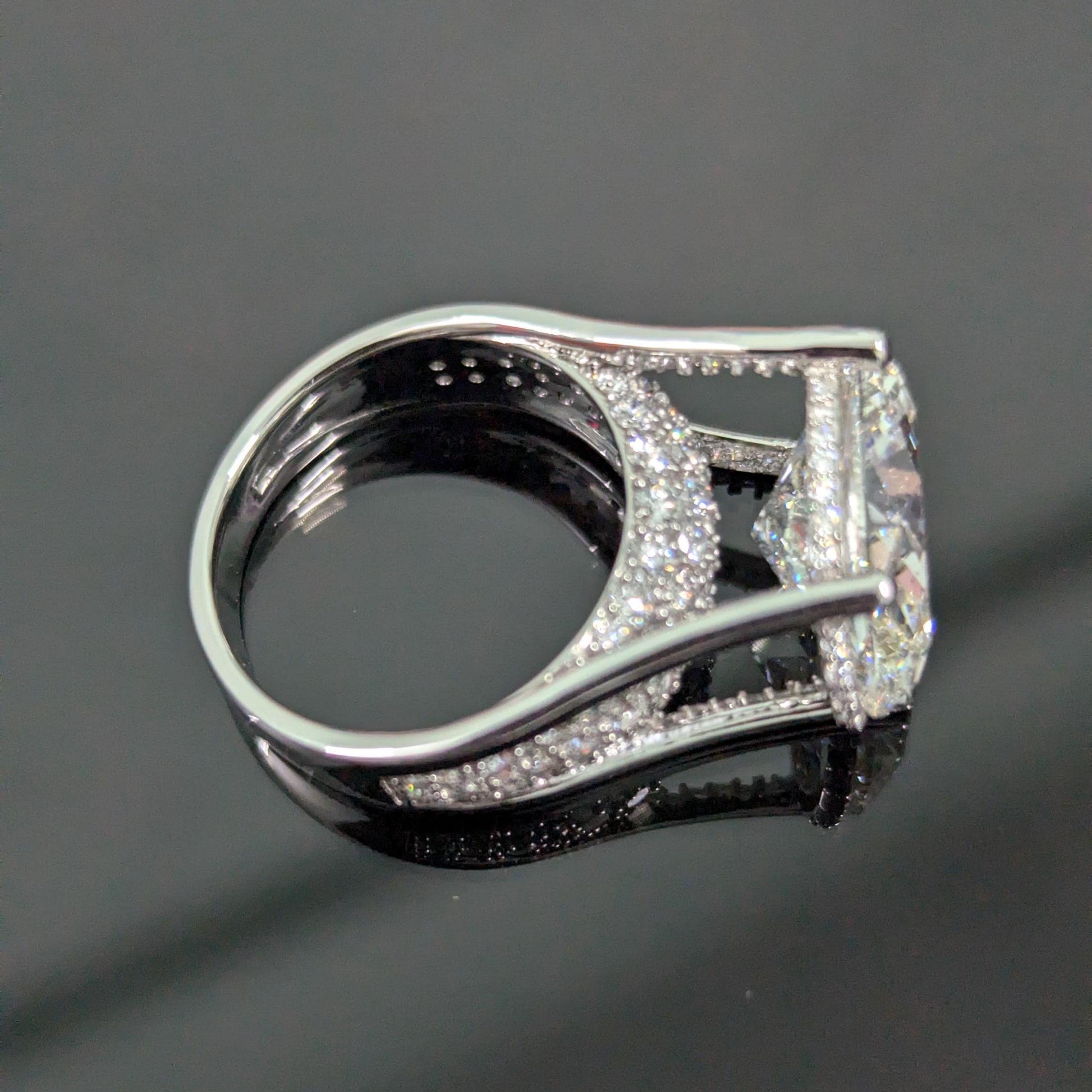 Oval 8.60tcw Lab Grown Diamond East-West Tension Hidden Halo Ring | IGI Certified | EF Color | VS Clarity