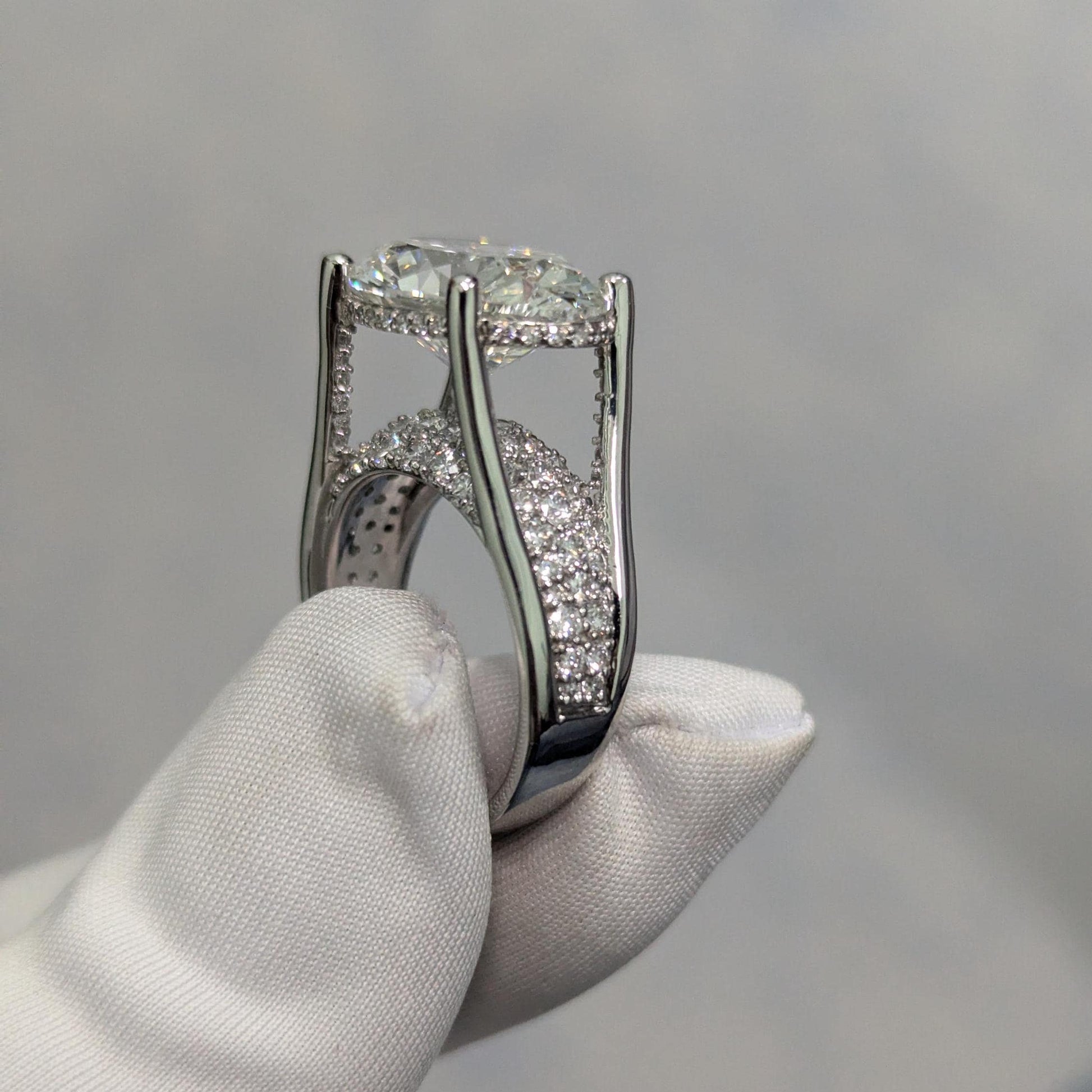 Oval 8.60tcw Lab Grown Diamond East-West Tension Hidden Halo Ring | IGI Certified | EF Color | VS Clarity