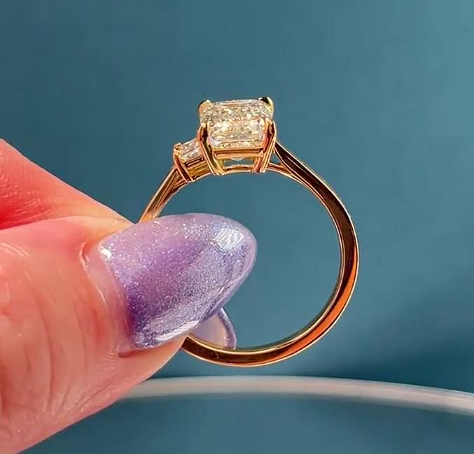 3.20ct Emerald Lab Diamond Engagement Ring | Princess Side Stone | IGI Certified | DEF VVS