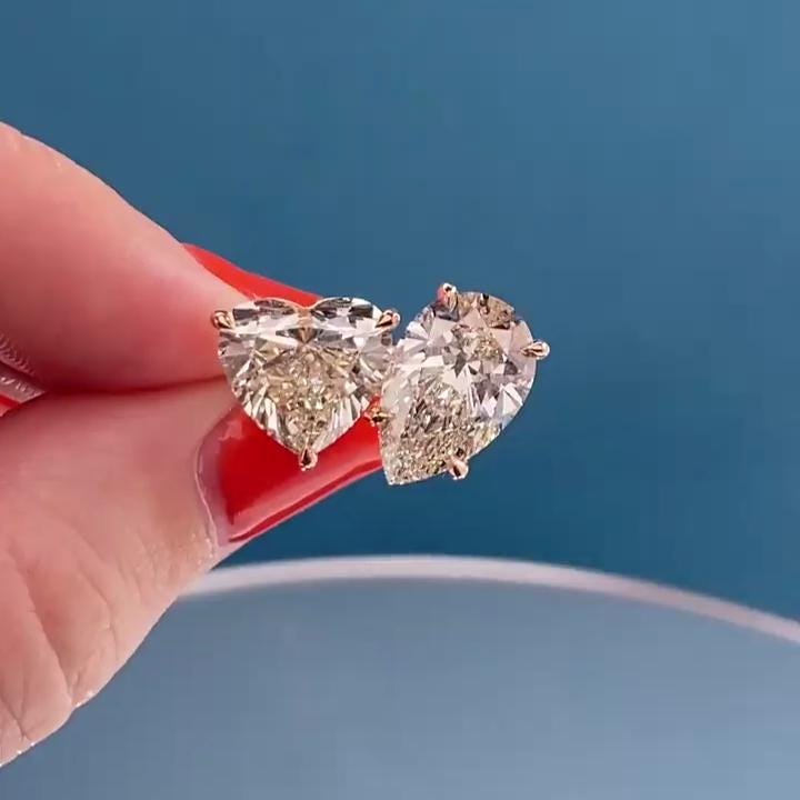 7.00tcw Heart And Pear Toi Et Moi Lab Diamond Ring | IGI Certified | VVS | DEF Color | Ethical Gold