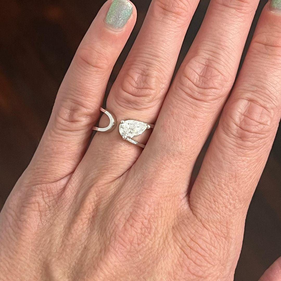 1.00ct Pear Lab Diamond Bypass Engagement Ring | D-E-F VVS | IGI Certified | 10K 14K 18K Gold