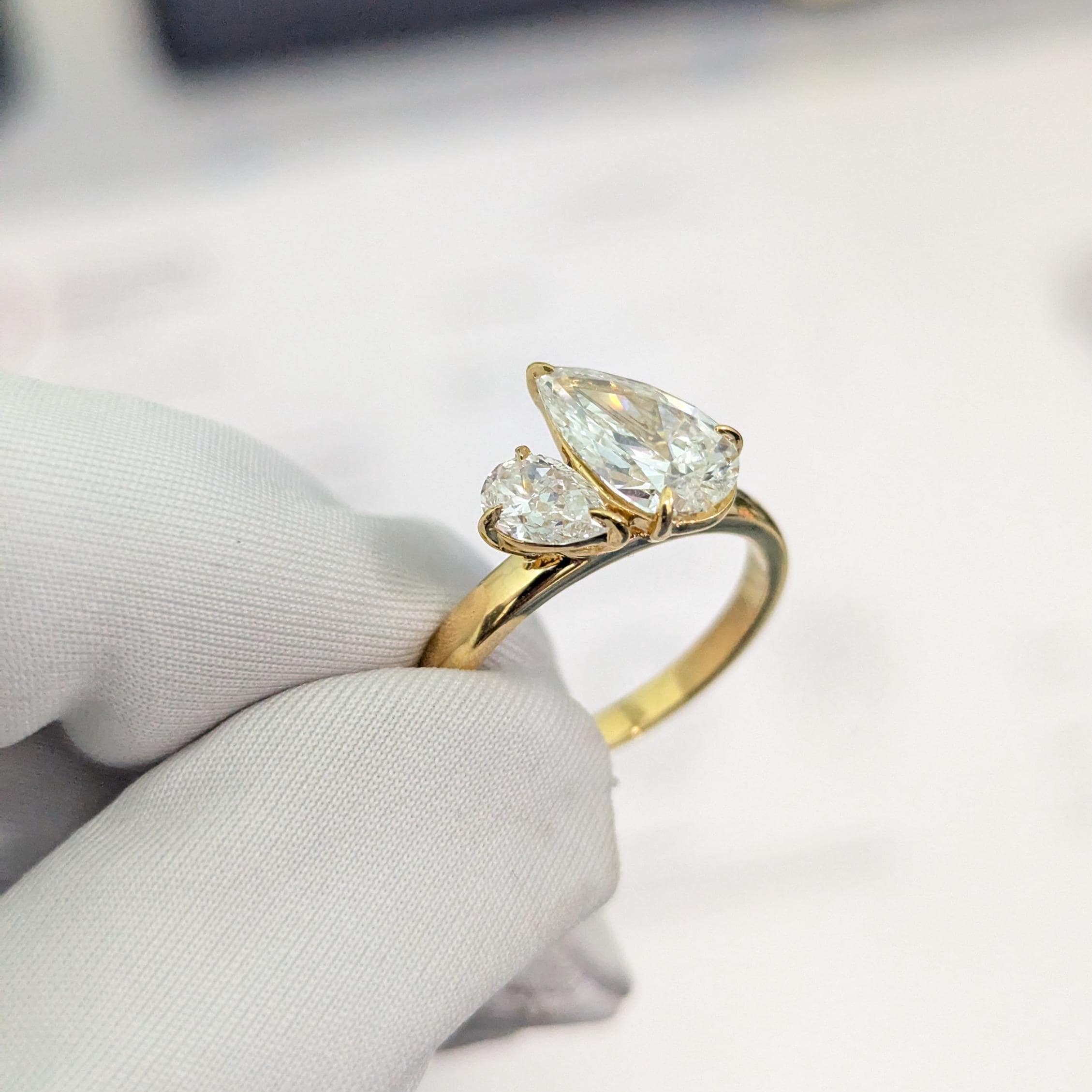 Pear 2.00ct Toi et Moi Lab Grown Diamond Engagement Ring | IGI Certified | Ethical & Elegant