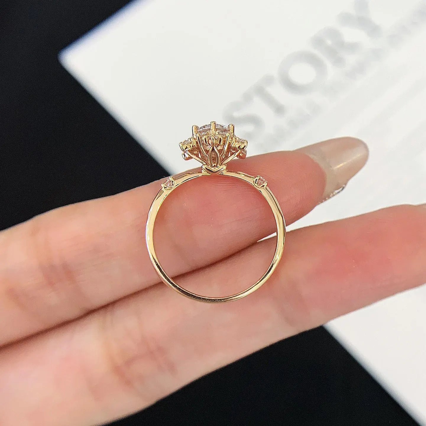 1.30tcw Round Lab Diamond Halo Engagement Ring | Vintage Yellow Gold | IGI Certified