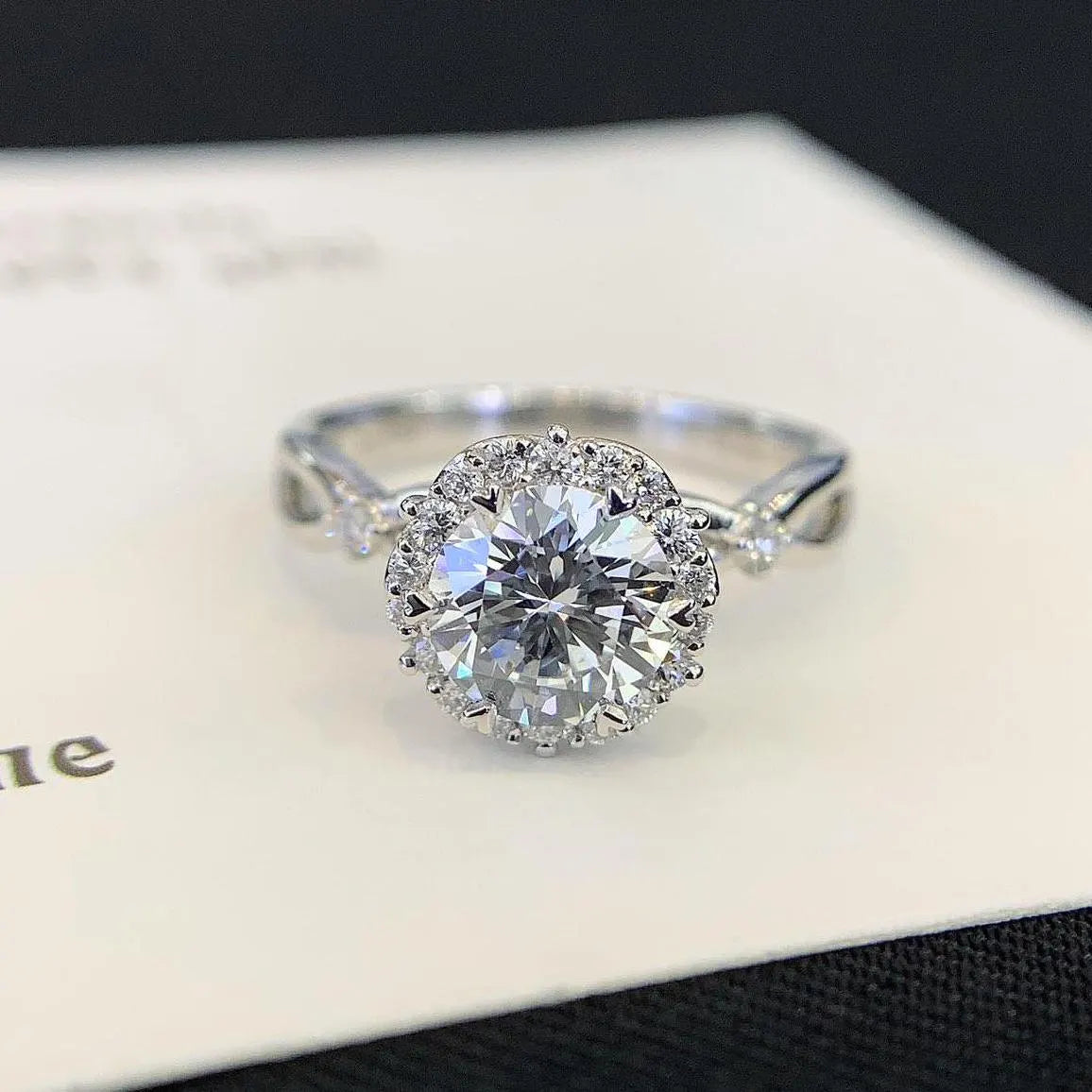 Round 1.40tcw Lab Diamond Halo Criss Cross Band Ring | IGI Certified DEF VVS–VS | Yellow Gold