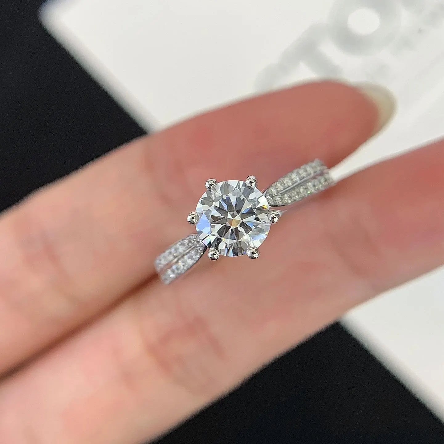 Round 1.20tcw Lab Diamond Cathedral Double Band Ring | IGI Certified