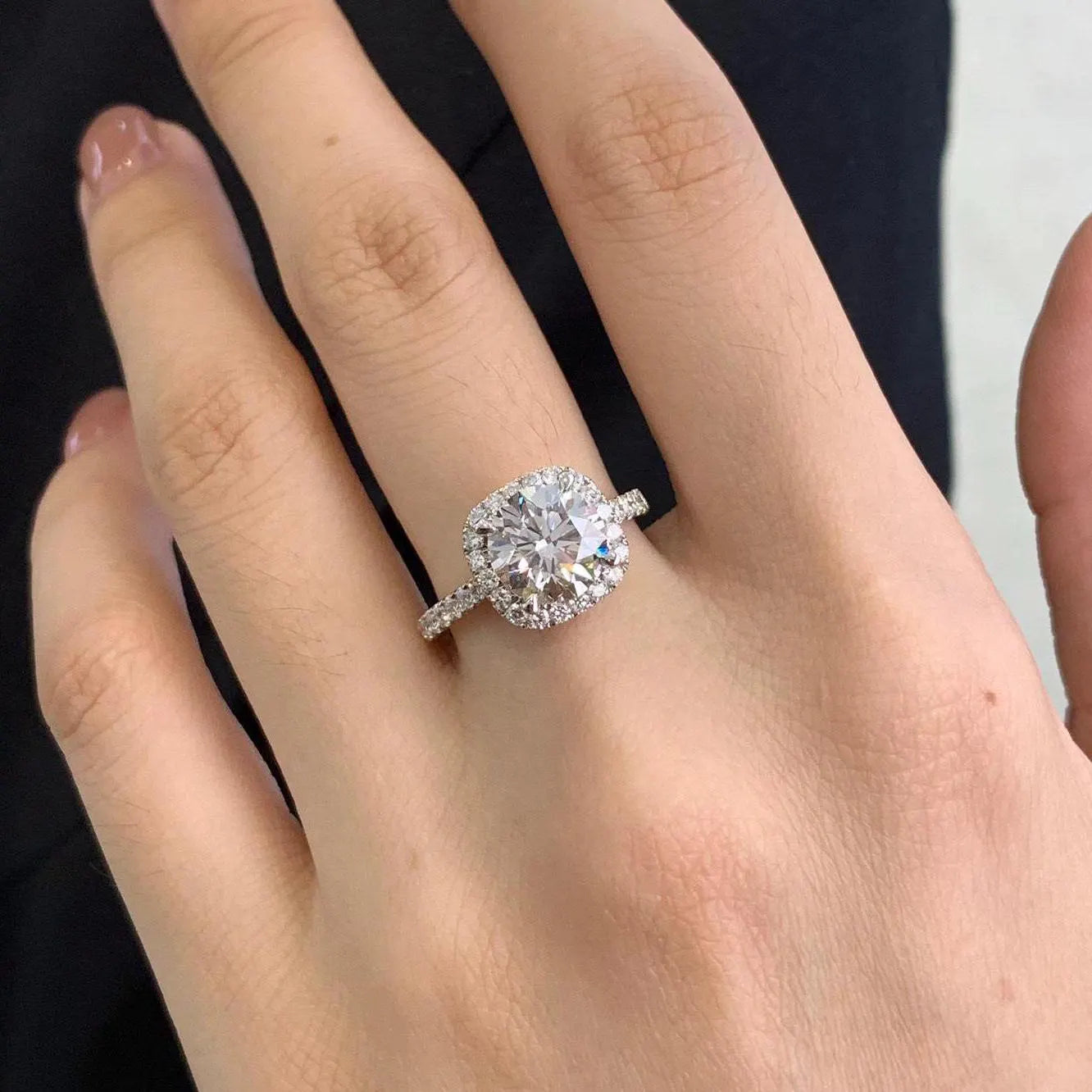 2.70tcw Round Lab Grown Diamond Halo Cathedral Engagement Ring | IGI Certified | DEF VVS–VS Clarity