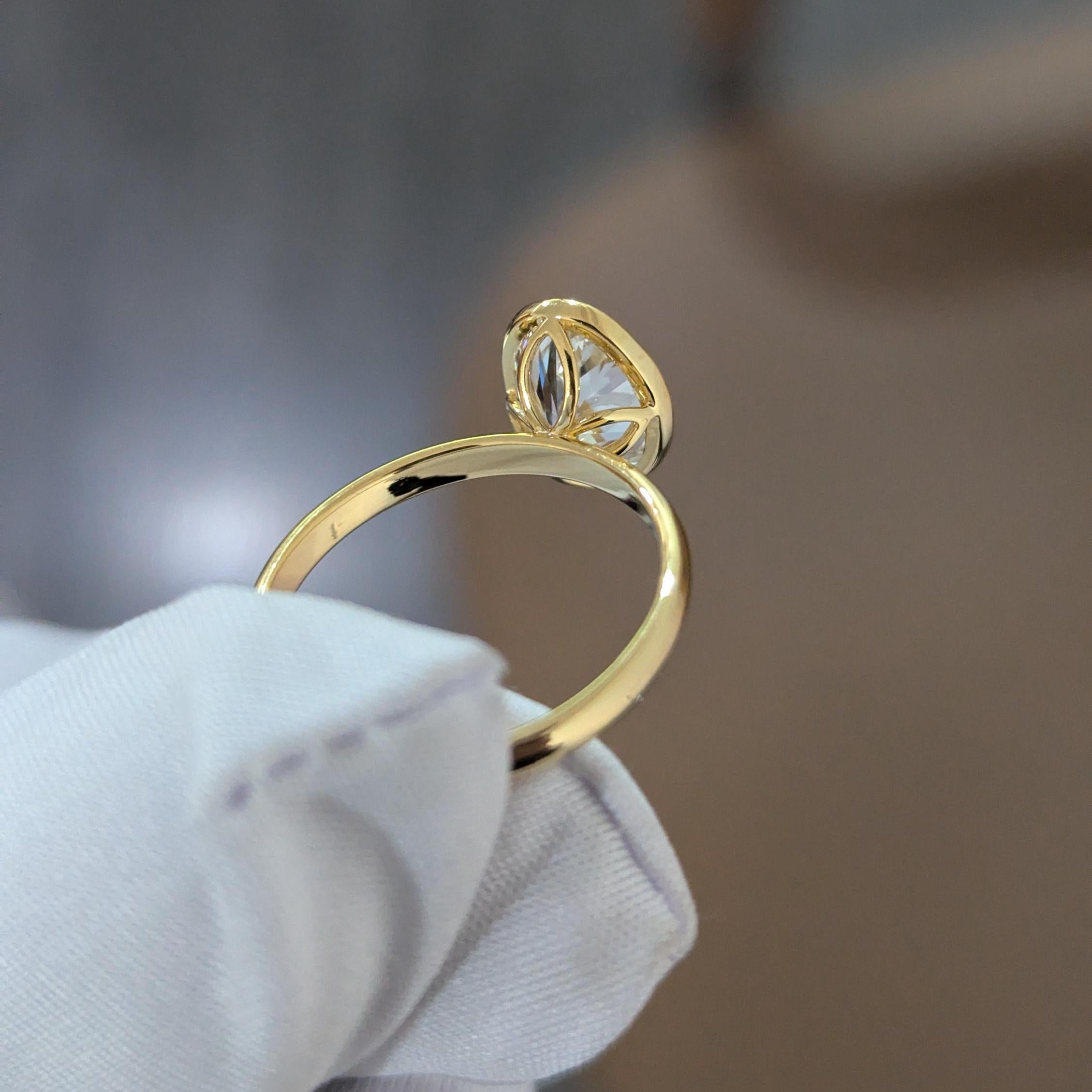 Oval 2.00ct Lab Diamond Bezel Engagement Ring | IGI Certified | DEF VVS–VS | Eco-Friendly Gold