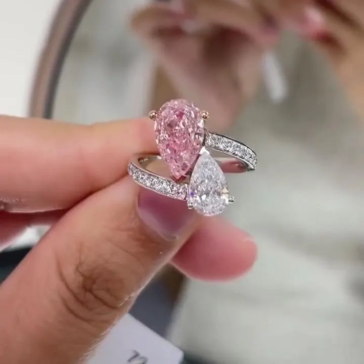 Pink And White Pear 2.80tcw Toi Et Moi Lab Diamond Ring | IGI Certified D-E-F VVS-VS