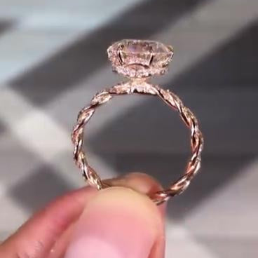 Round 4.00ct Lab Grown Diamond Engagement Ring | Twisted Rose Gold Band | IGI Certified 4.30tcw