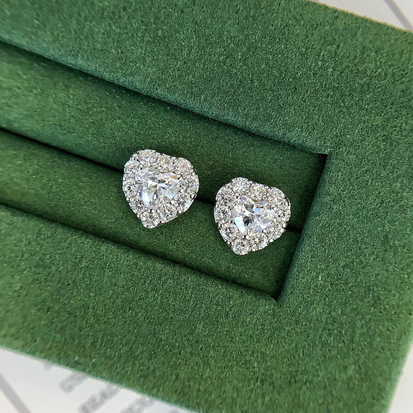 Heart 1.20tcw Lab Grown Diamond Halo Set Stud Earring, D-E-F Color, VVS-VS Clarity