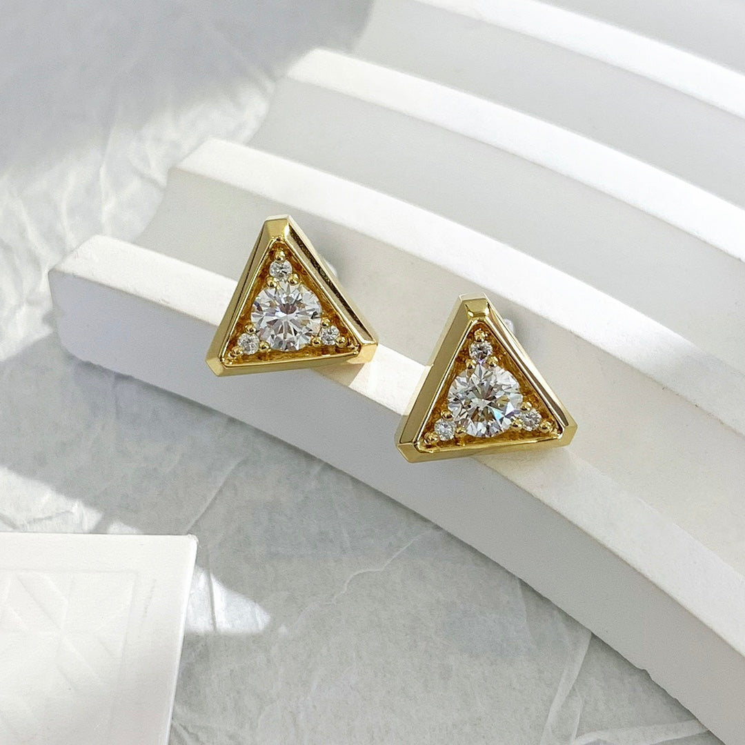 0.80tcw Lab Grown Diamond Round Triangle Shape Stud Earring, EF Color, VS Clarity