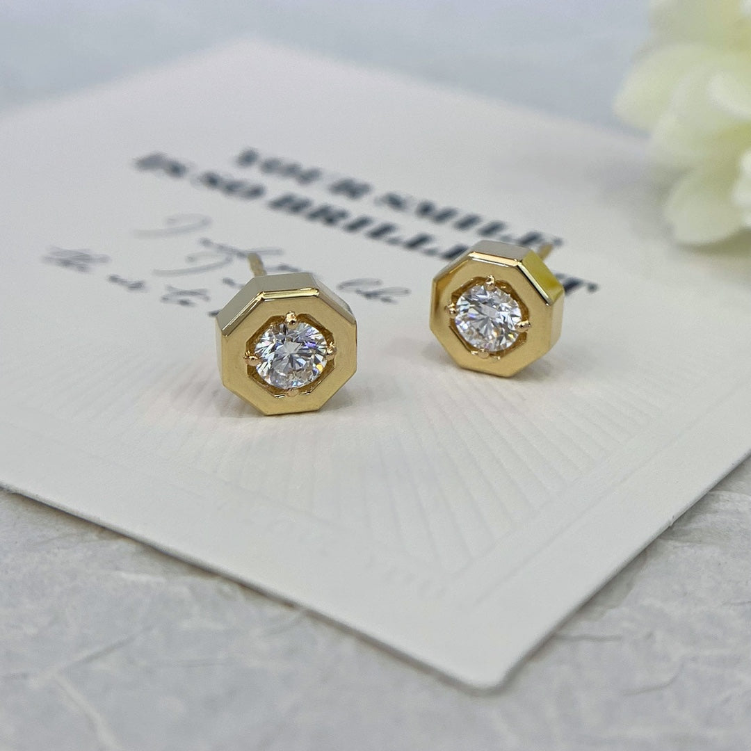 1.00tcw Lab Grown Diamond Round Hexagon Shaped Bezel Set Stud Earring, D-E-F Color, VVS-VS Clarity