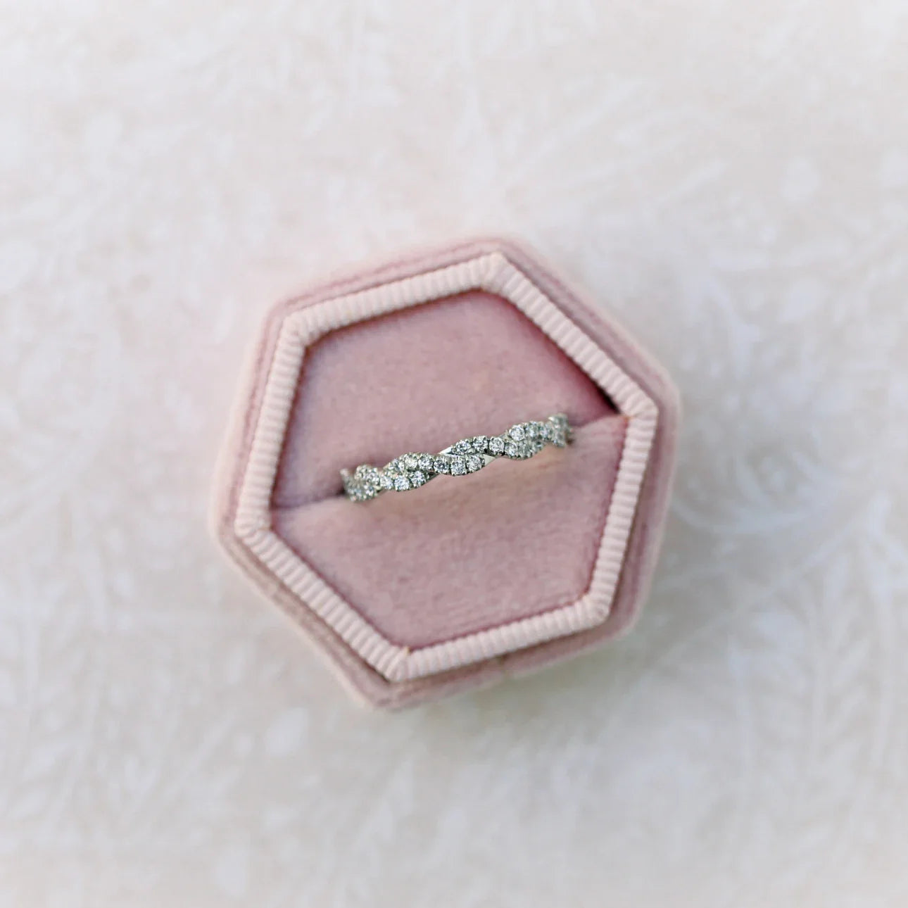 Round Lab Grown Diamond , Infinity Twist Full Eternity Band , EF Color , VS Clarity , IGI Certificate