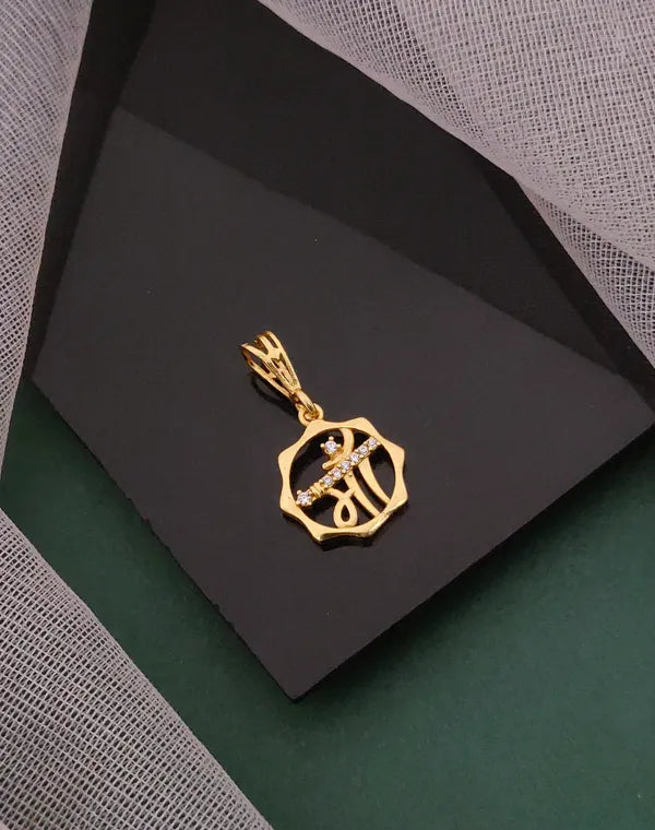 stylish Diamond round Ma Pendnat