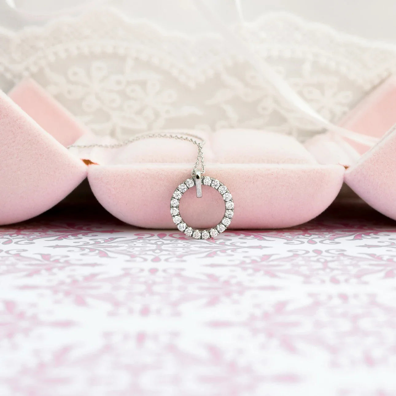 Round Lab Grown Diamond Open Circle Pendant Necklace, EF Color, VS Clarity, IGI Certified