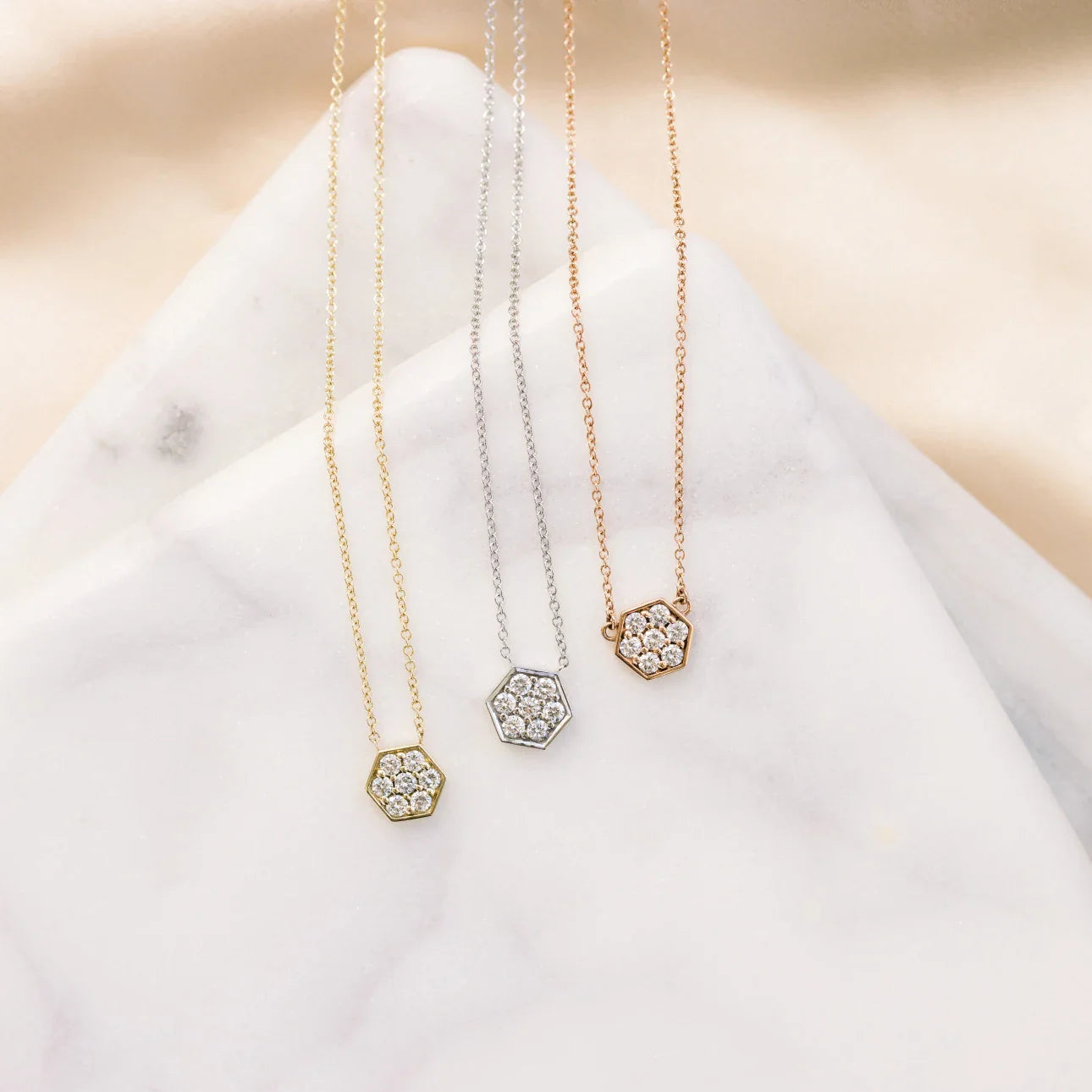 Round Lab Grown Diamond Carbon Necklace, EF Color, VS Clarity, IGI Certified