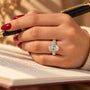 Common :: 5CT Oval center with coordinating Oval lab grown diamond sides
