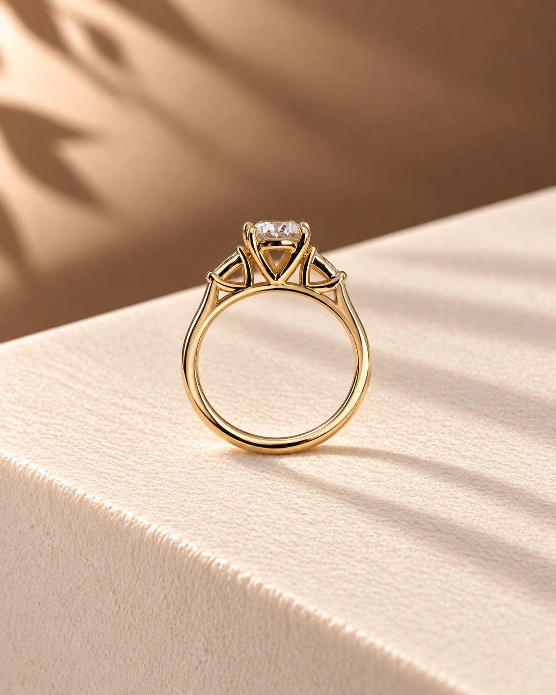 Common :: D VS1 Oval lab grown diamond Three Stone Ring with Pear accents