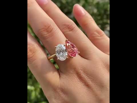 Common :: 2TCW Oval and Pink Pear Toi Et Moi Lab Grown Diamond Ring video
