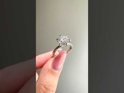 Common :: Unii Jewels 1.35ct round lab grown diamond solitaire engagement ring video