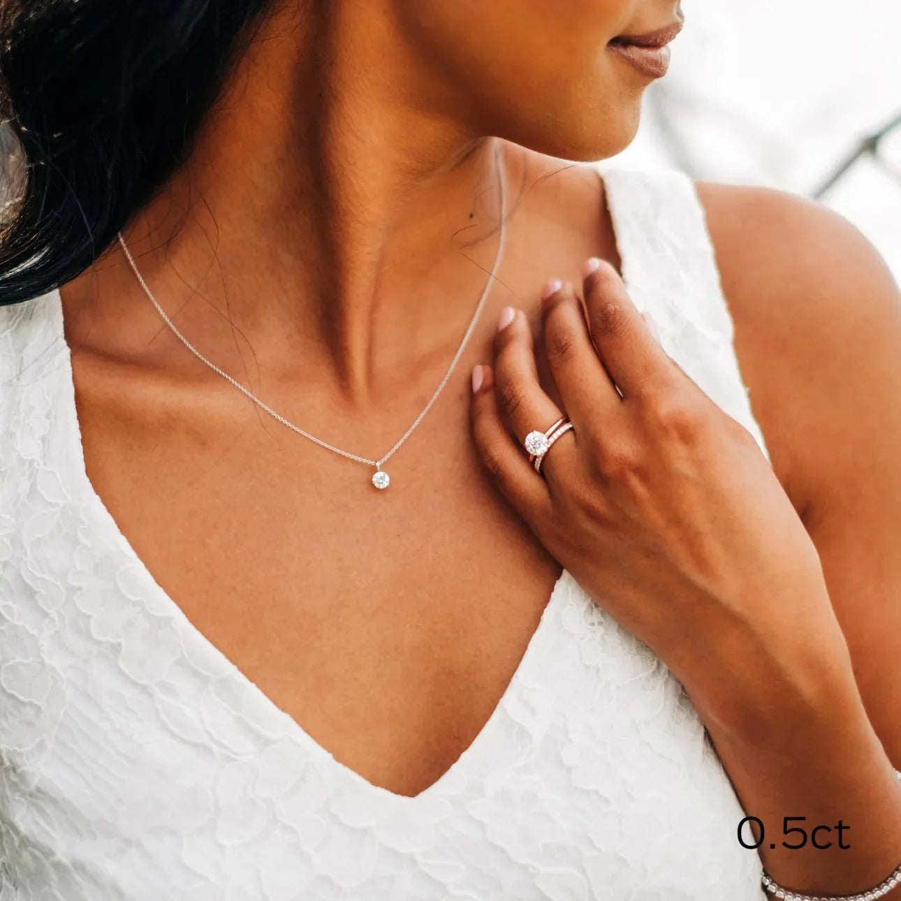 Round Lab Grown Diamond Classic Pendant With Chain, EF Color, VS Clarity, IGI Certified