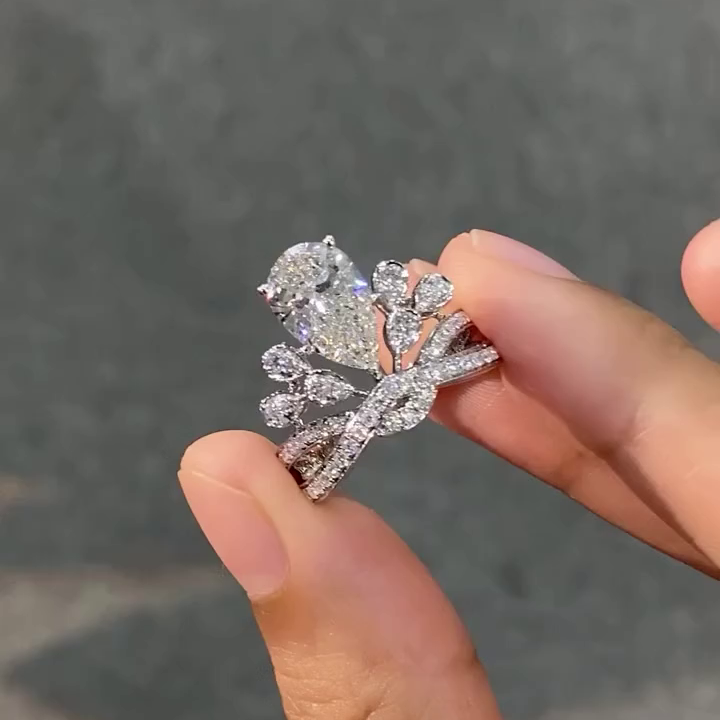 5.00tcw Pear Lab Diamond Side Stone Engagement Ring | IGI Certified | D-E-F Color VVS–VS Clarity