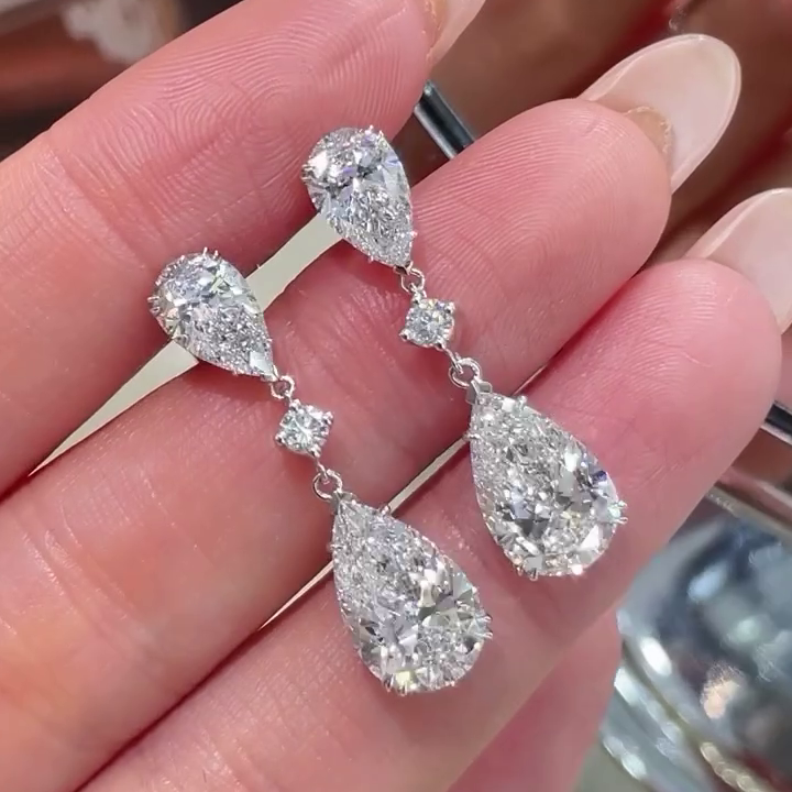 Pear 7.20tcw Lab Grown Diamond Drop Earring | Basket Set White Gold | D-E-F Color | VVS–VS Clarity | IGI Certified | Elegant Dangle Earrings