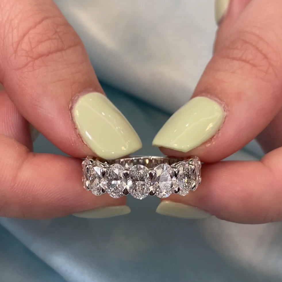 Oval 3.30tcw Lab Diamond Half Eternity Wedding Band | IGI Certified DEF VVS–VS Clarity