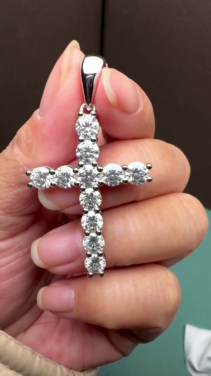 Round 3.30tcw Lab Diamond Cross Pendant Necklace | IGI Certified | EF VS | Custom Gold