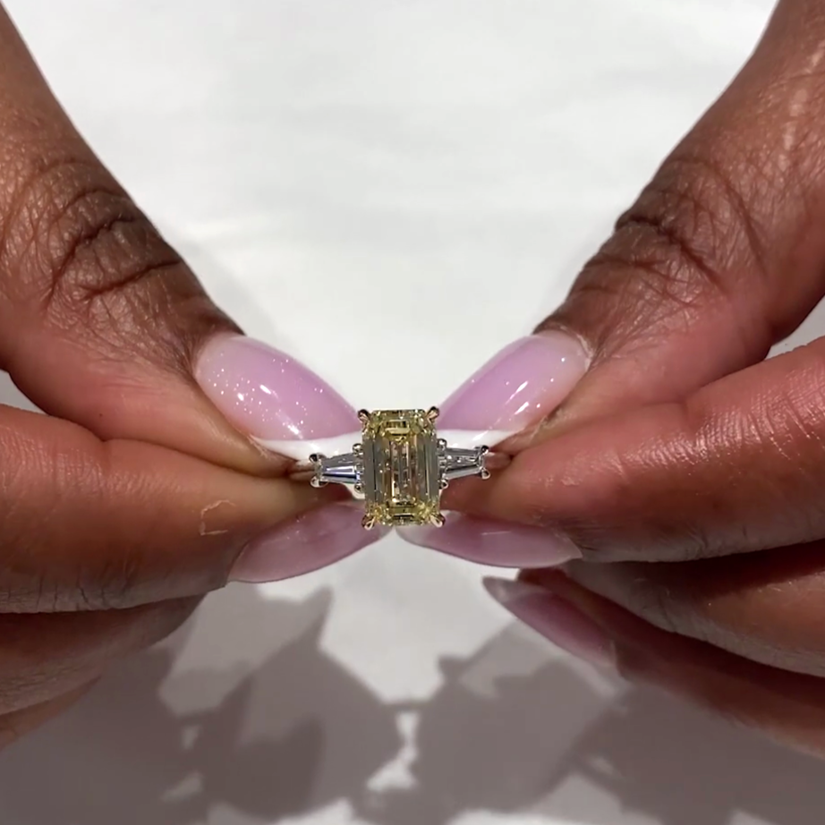 Emerald 2.60tcw Fancy Yellow Lab Diamond 3-Stone Ring | IGI | VVS–VS | 10k/14k/18k Gold