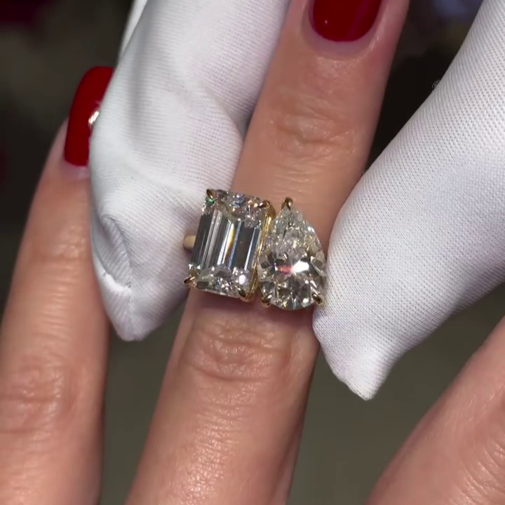 Emerald & Pear 4.00tcw Toi Et Moi Lab Diamond Ring | IGI Certified | 10K 14K 18K Gold