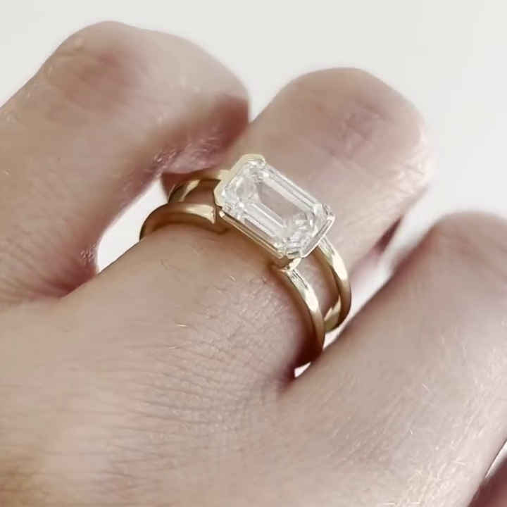 Emerald 3.00ct Lab Grown Diamond Engagement Ring | East-West Half Bezel Split Shank | IGI Certified