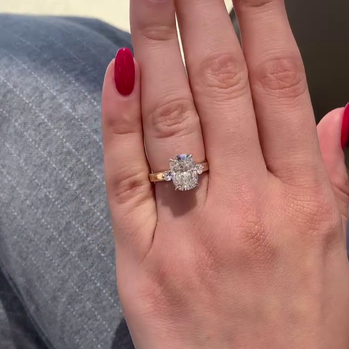 3.20tcw Elongated CushionLab Diamond Engagement Ring | IGI Certified | VVS–VS Clarity