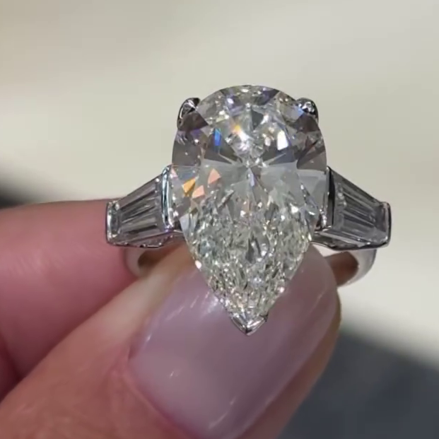 Pear 7.00ct Lab Grown Diamond Ring with 2.00ct Baguette Side Stones | IGI Certified F VS1 | Platinum Engagement Ring